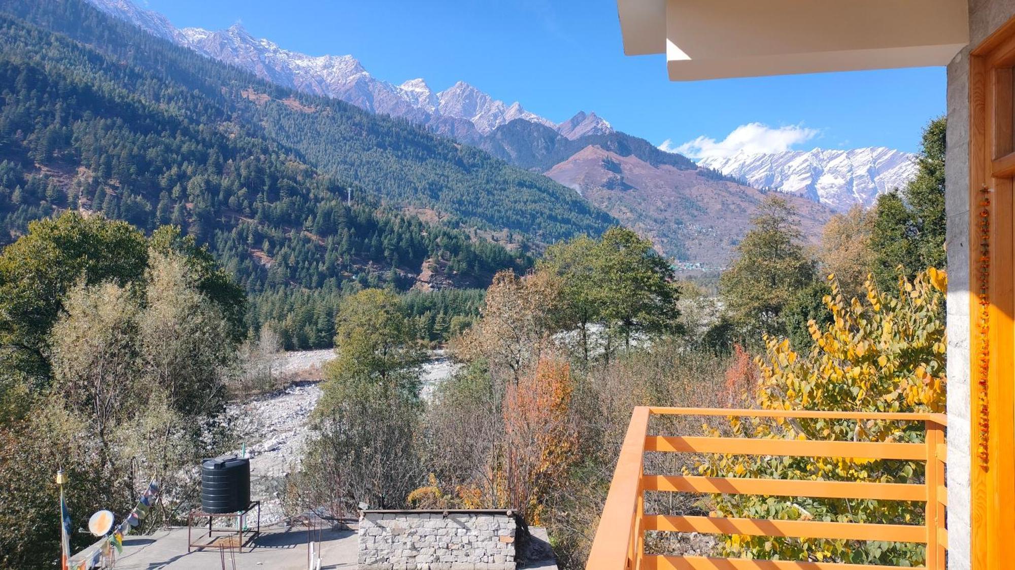 Lotus Retreat Villa Manāli Екстериор снимка