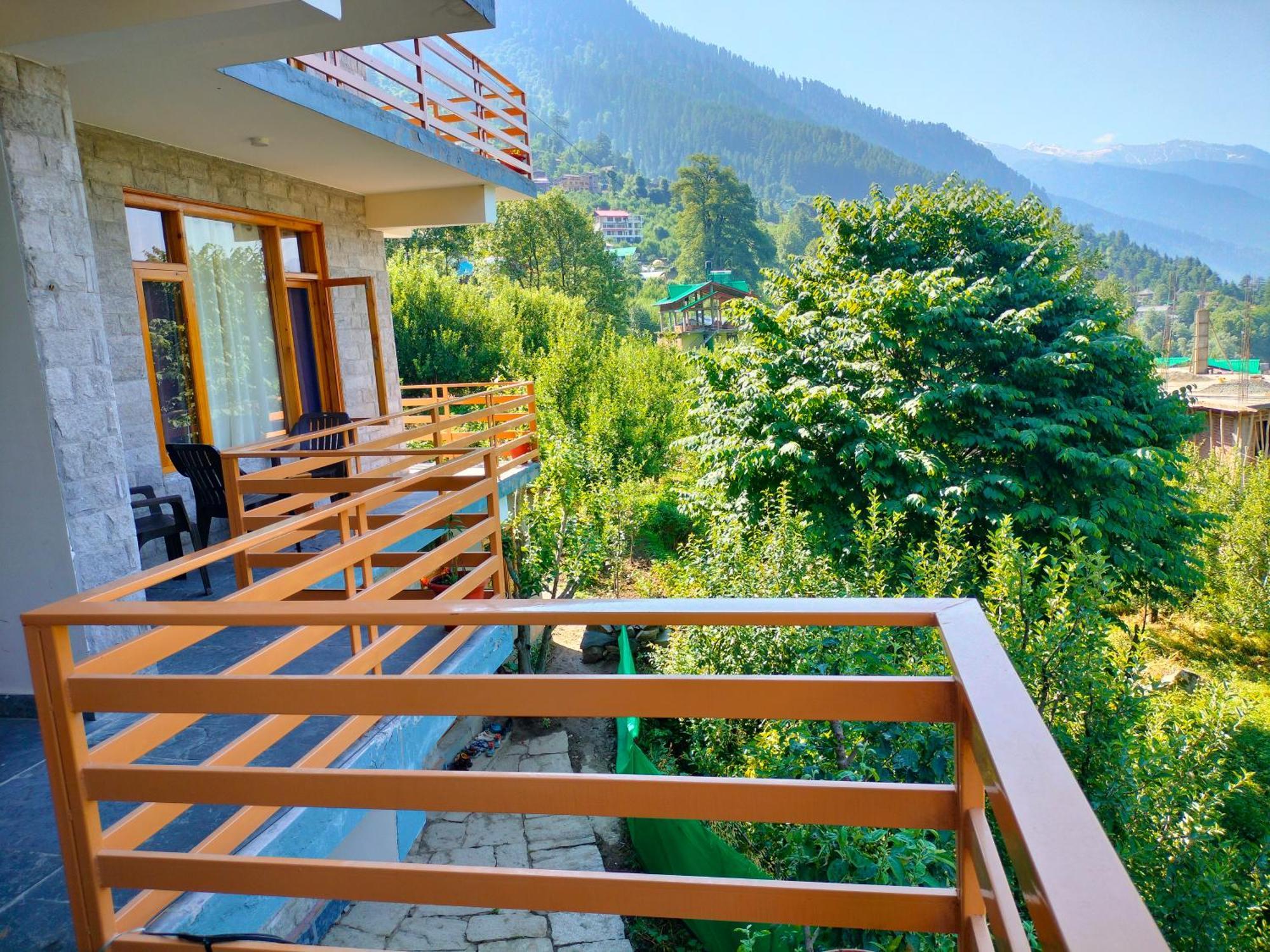 Lotus Retreat Villa Manāli Екстериор снимка
