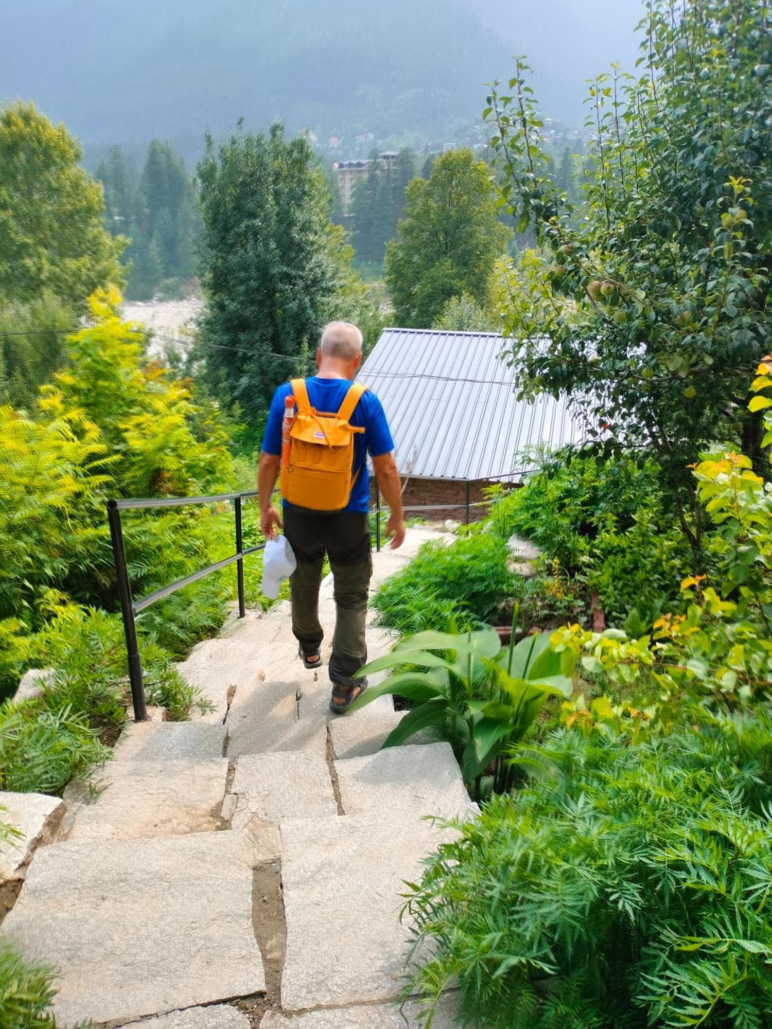 Lotus Retreat Villa Manāli Екстериор снимка