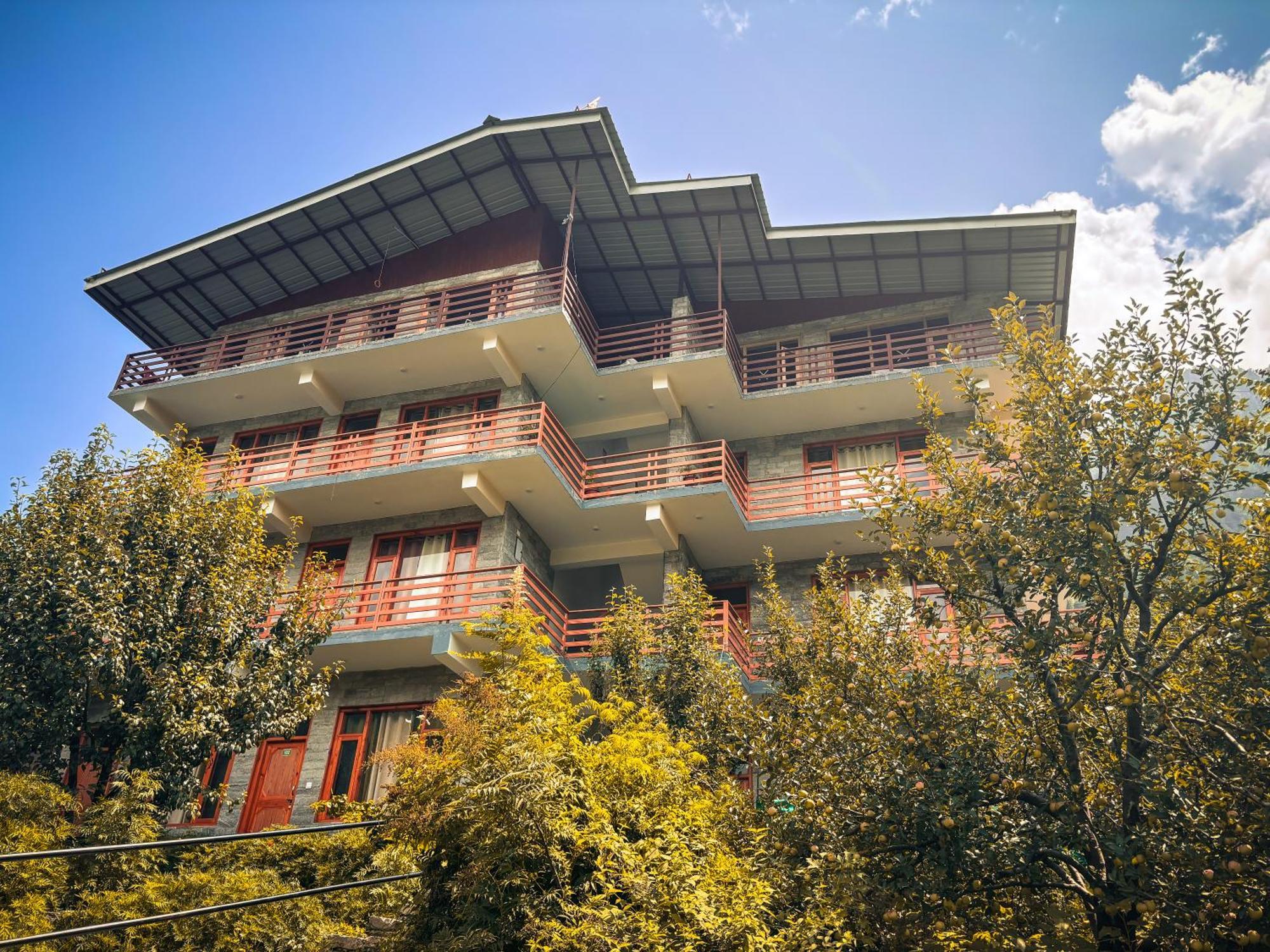 Lotus Retreat Villa Manāli Екстериор снимка